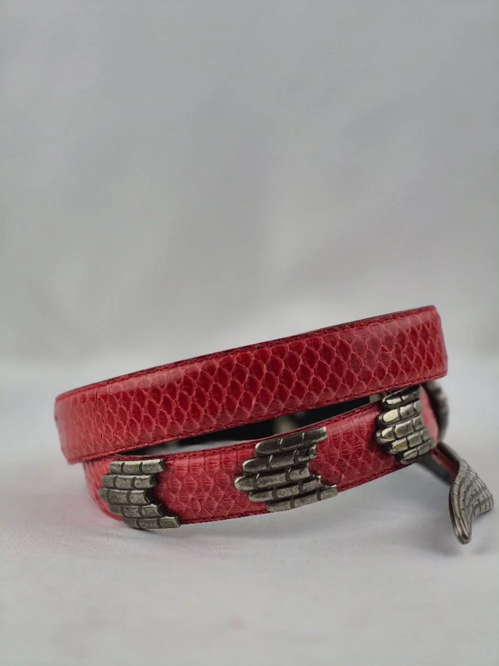 Vintage Morgan Taylor Red Snakeskin Belt Silver-Tone Metal Snake Head & Tail Med